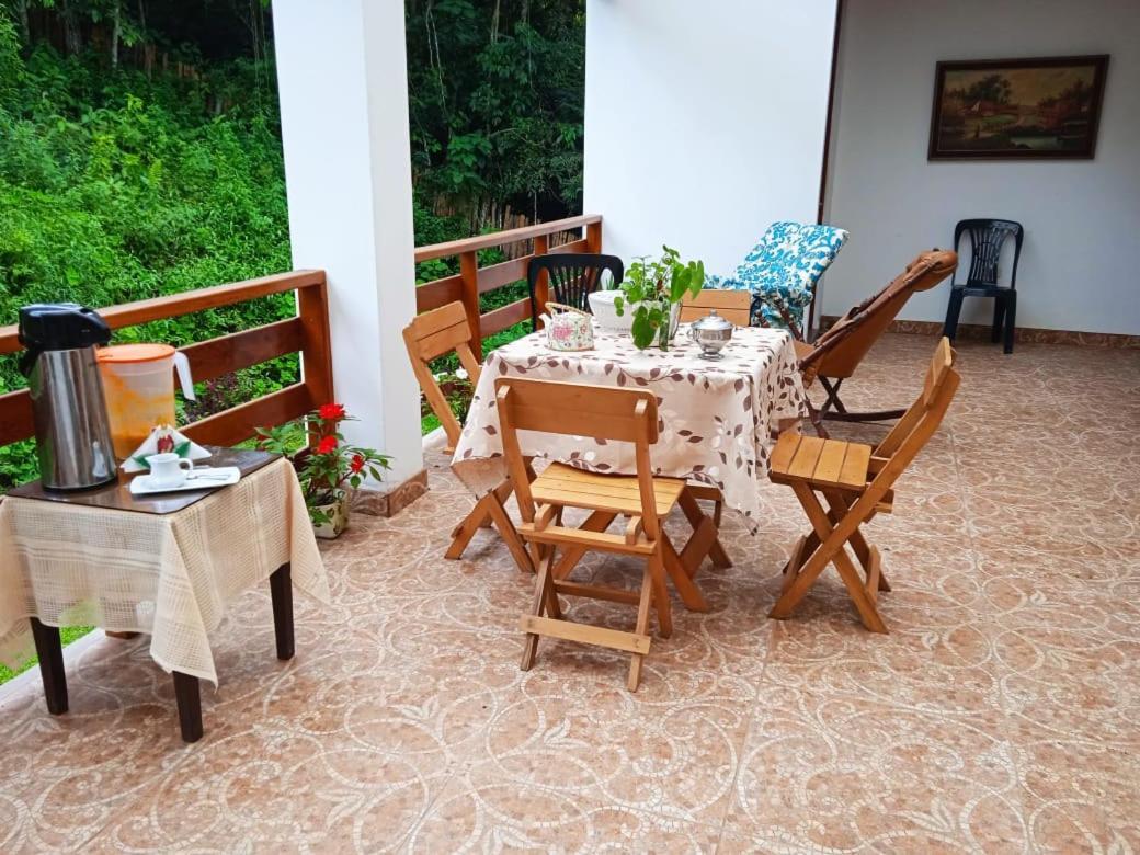 Illariy Tampu Ecoalbergue Oxapampa Buitenkant foto