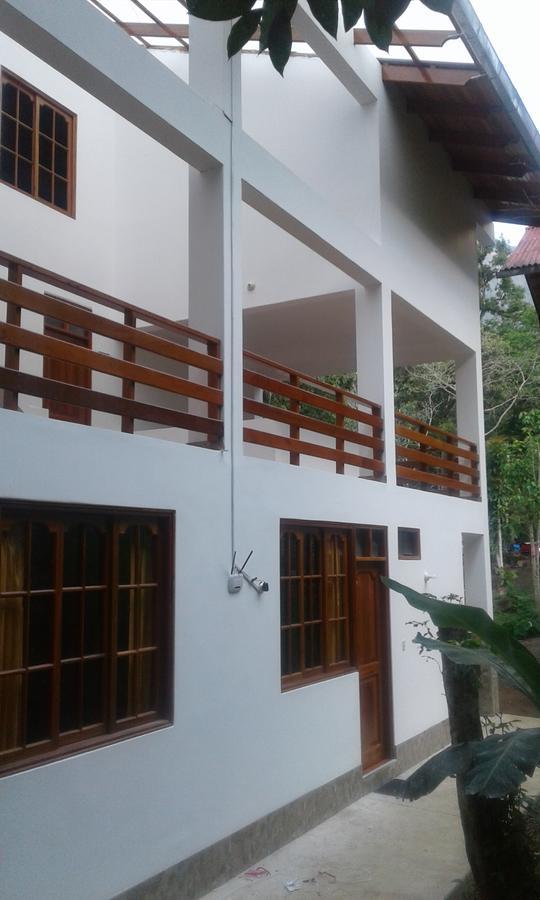 Illariy Tampu Ecoalbergue Oxapampa Buitenkant foto